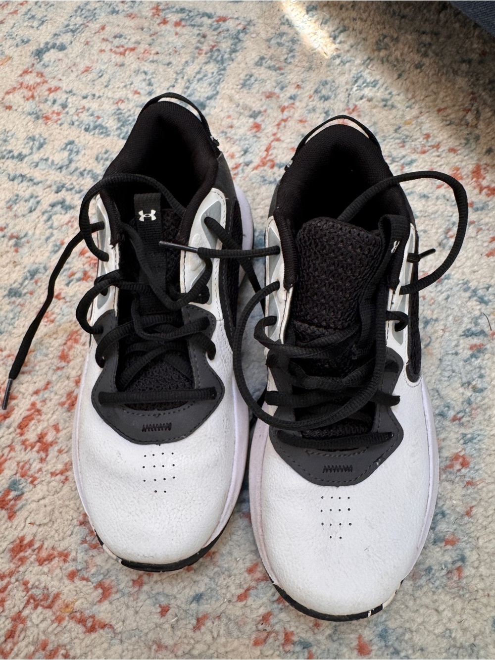 Under Armour Men’s White and Black Athletic Training Shoes